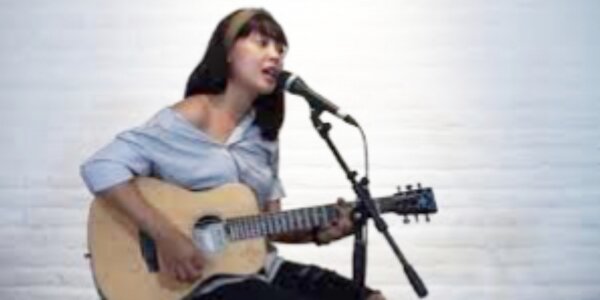 Ngefans Sama Kerispatih, Tami Aulia Bawakan Ulang Lagu Rindu