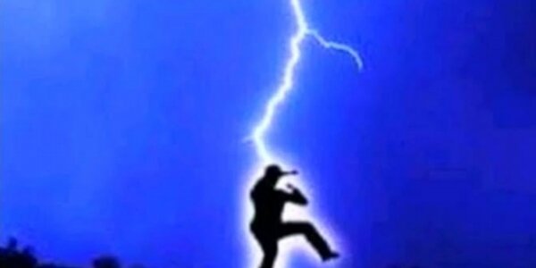 Seorang IRT di Dompu Tersambar Petir