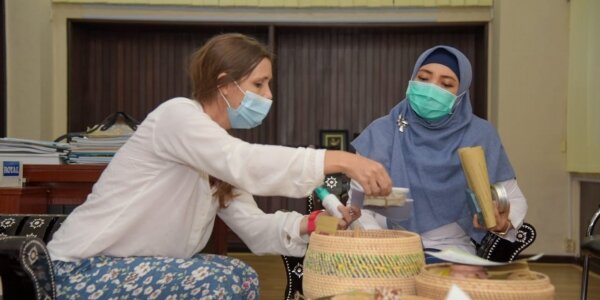 Wagub Minta Produk Olahan Berbahan Limbah Dipasarkan Lewat NTB Mall