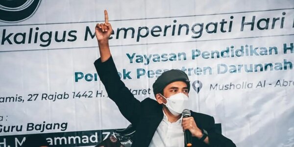 Di Pengajian Isro, TGB Tegaskan Kewajiban Menjaga Negara