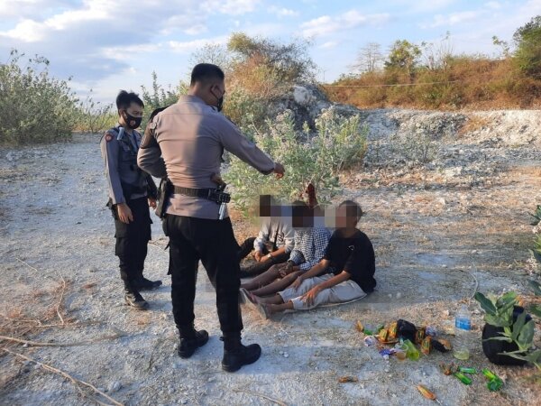 Asik Mabuk Komik, 3 Remaja di Sumbawa Diamankan Polisi