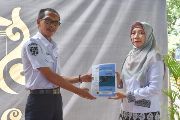 Wagub Ummi Rohmi : RIP Kayangan - Poto Tano Permudah Pengembangan Kawasan Pelabuhan