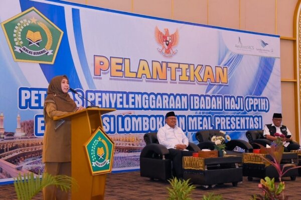 Wagub NTB Ummi Rohmi Kukuhkan PPIH Embarkasi Lombok